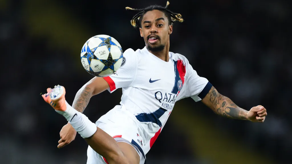 Bradley Barcola pelo PSG (Foto: David Ramos/Getty Images)