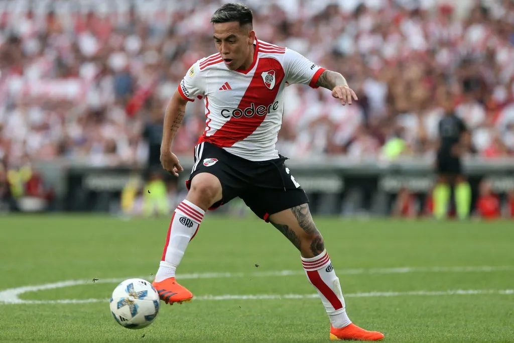 Esequiel Barco pode voltar ao River Plate (Photo by Daniel Jayo/Getty Images)
