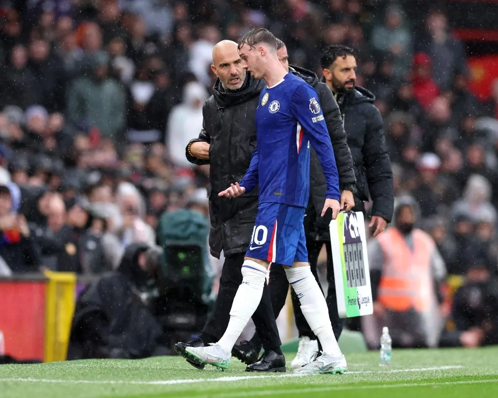 chelsea - cole palmer, em campo, caminhando
