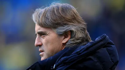 Roberto Mancini, campeão da Euro 2020 e ex-técnico do Manchester City, surge como possível candidato ao comando do Manchester United. (Photo by Richard Heathcote/Getty Images)