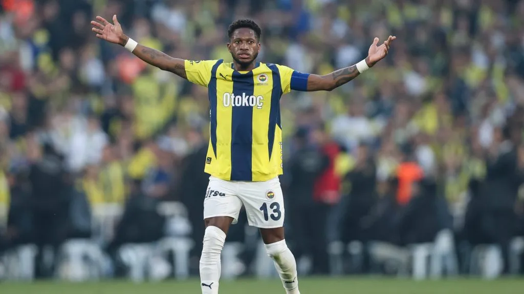 Fred em jogo do Fenerbahce. Foto: Ahmad Mora/Getty Images