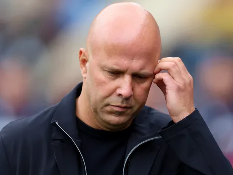 Arne Slot garante que equipe “precisa melhorar”