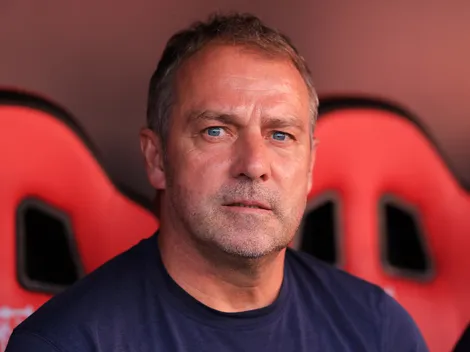 Hansi Flick não confirma retorno de Raphinha e Ferran Torres