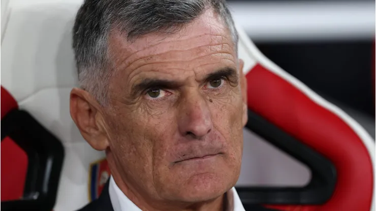 Jose Luis Mendilibar, treinador do Olympiacos (Foto: Michael Steele/Getty Images)