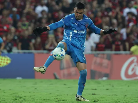 LDU perde goleiro titular para jogos com o Palmeiras