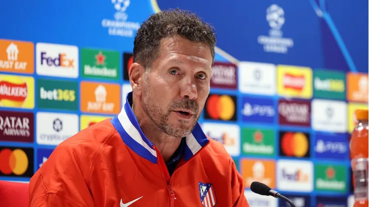 Diego Simeone se rende ao trabalho de Arteta após Arsenal 4 X 0 Atlético de Madrid. (Photo by Harry Murphy/Getty Images)
