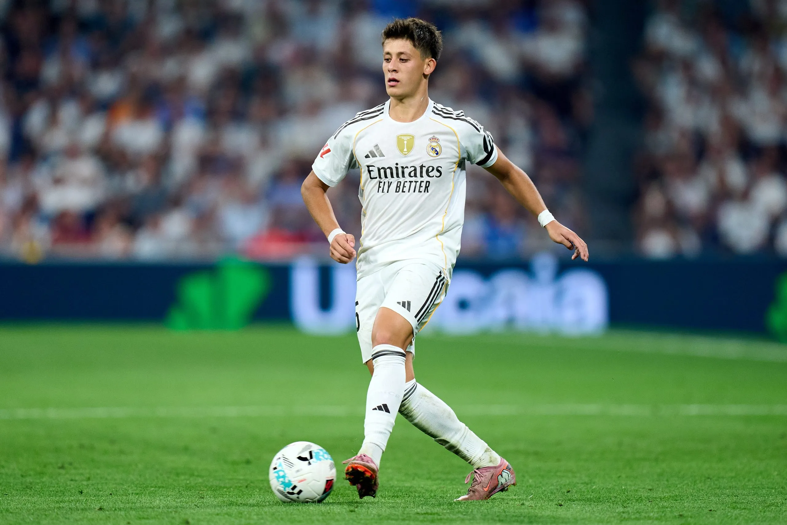 Arda Güler em ação pelo Real Madrid. (Foto: Angel Martinez/Getty Images)