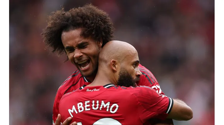 Manchester United inicia contato com West Ham para negociar Zirkzee . (Photo by Matt McNulty/Getty Images)