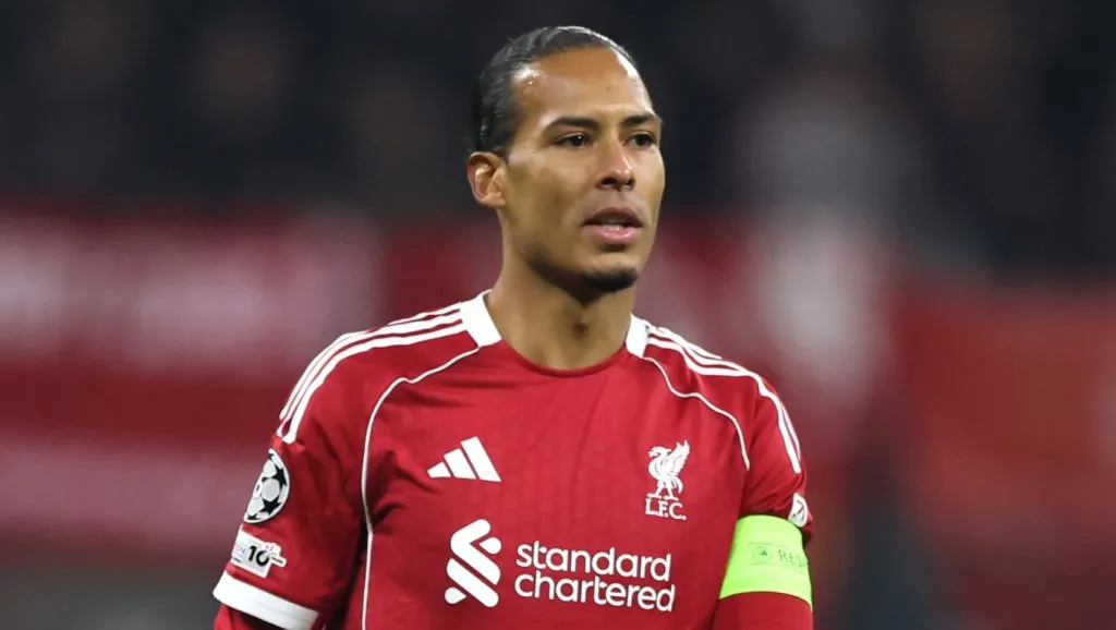 Van Dijk, zagueiro do Liverpool, em campo