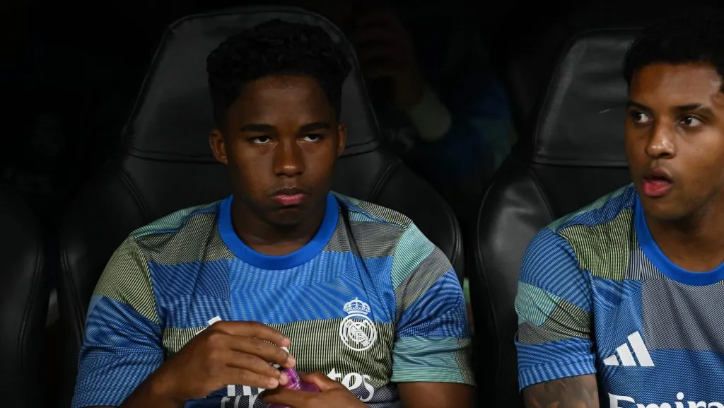 Endrick no banco do Real Madrid