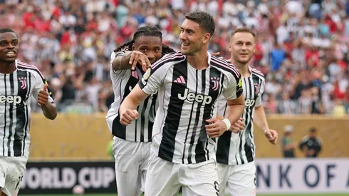 Chelsea espera avançar pela contratação do meio-campista da Juventus – (Photo by Francois Nel/Getty Images)