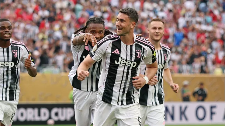 Chelsea espera avançar pela contratação do meio-campista da Juventus - (Photo by Francois Nel/Getty Images)