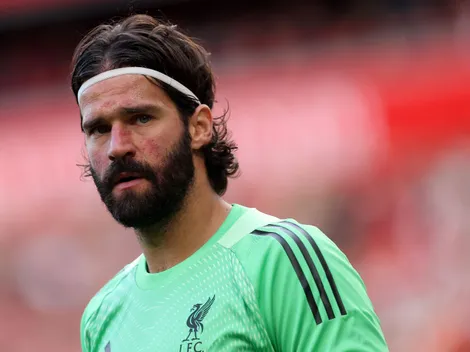 Liverpool confirma desfalques e muda escalação contra o Brentford