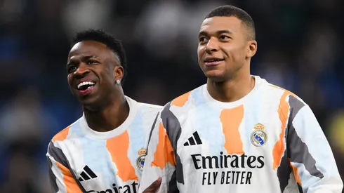 Vinicius Jr e Mbappé pelo Real Madrid. Foto: David Ramos/Getty Images