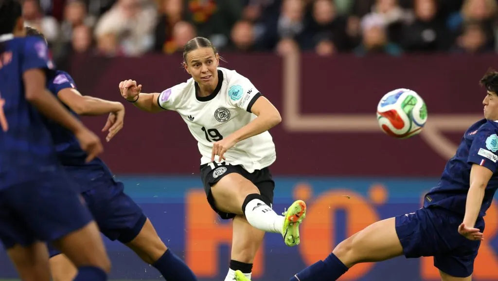 Klara Bühl pela Seleção da Alemanha