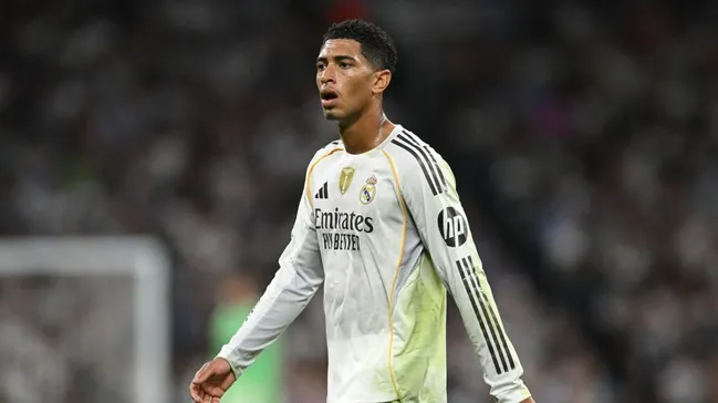 Bellingham pelo Real Madrid. (foto: Denis Doyle/Getty Images)