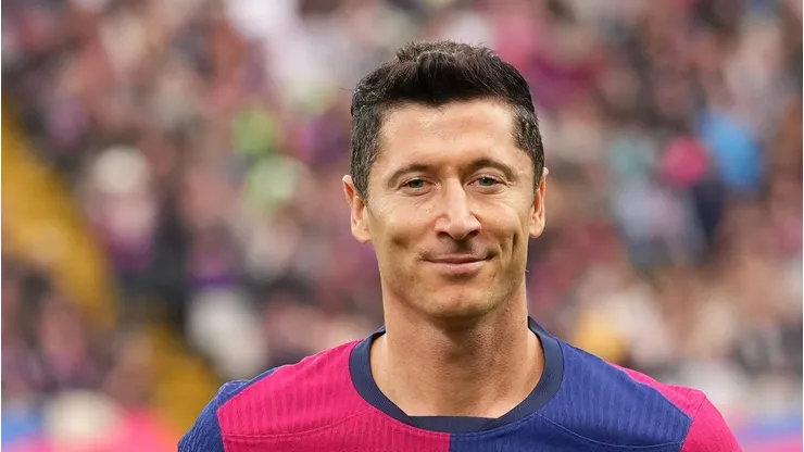 Lewandowski pelo Barcelona. Foto: Alex Caparros/Getty Images