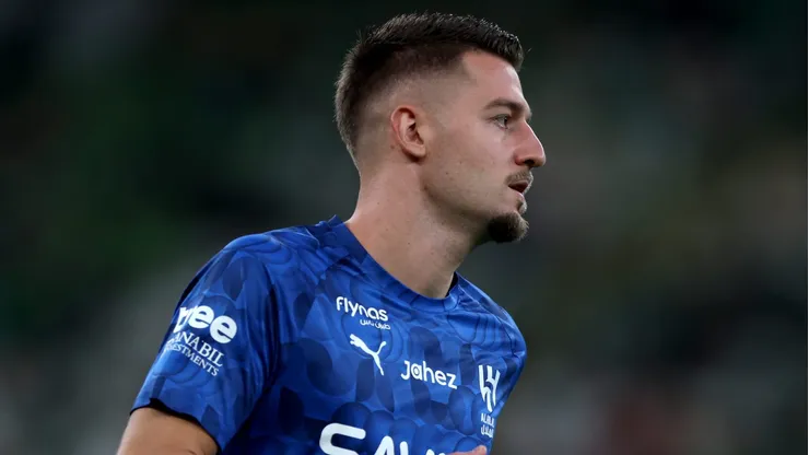 Juventus e Chelsea se frustram após renovação de Milinkovic-Savic com Al-Hilal. (Photo by Yasser Bakhsh/Getty Images)