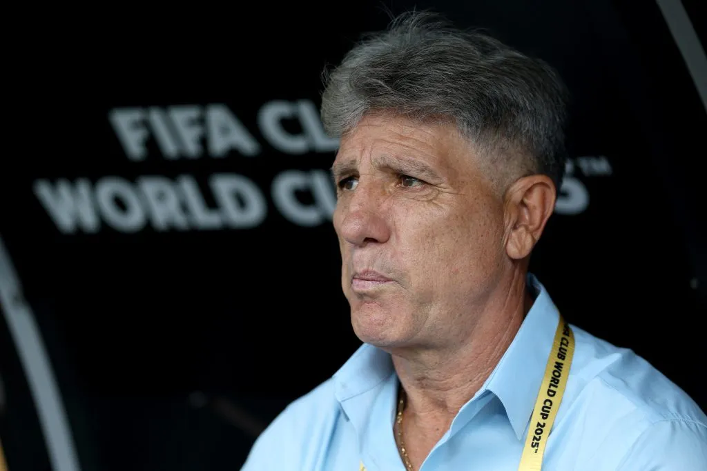 Renato Gaúcho no comando do Fluminense na Copa do Mundo de Clubes (Foto: Buda Mendes/Getty Images)