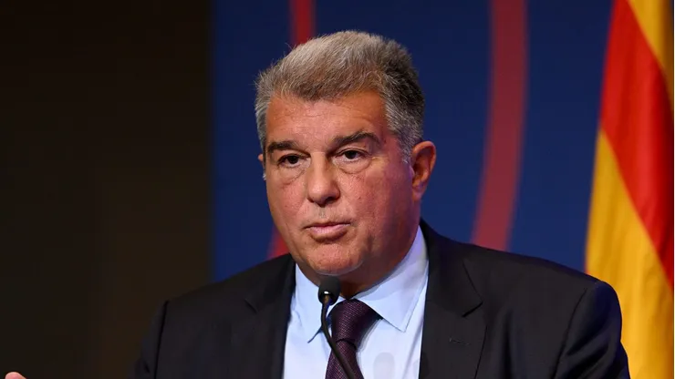 Barcelona recebe visita no CT de Laporta após derrota para o Real Madrid. (Photo by David Ramos/Getty Images)