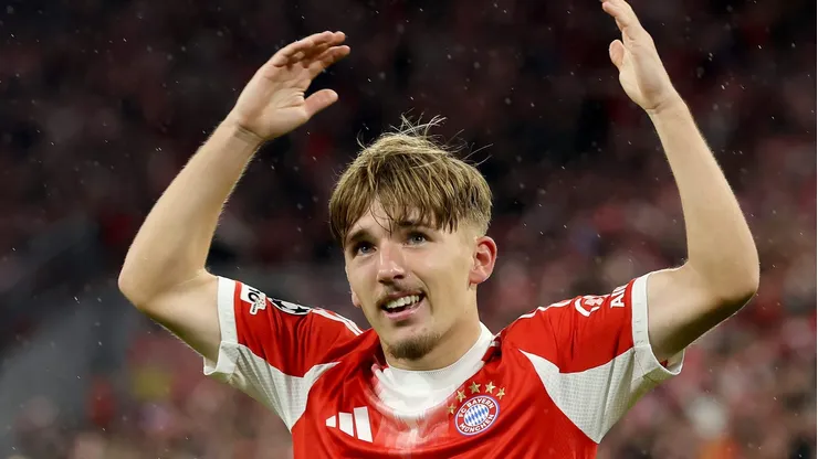 Bayern de Munique renovará contrato da joia Lennart Karl até 2029. (Photo by Alexander Hassenstein/Getty Images)