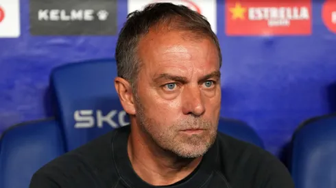Hansi Flick, técnico do Barcelona. Foto: Alex Caparros/Getty Images