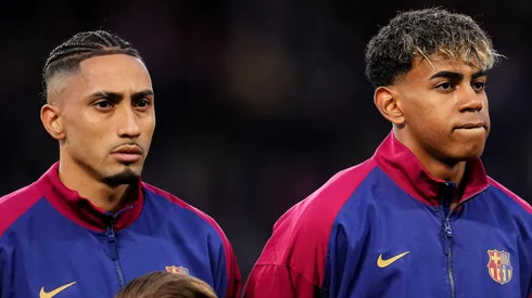 Raphinha e Yamal em jogo do Barcelona (Foto: Aitor Alcalde/Getty Images)