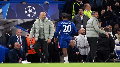 Enzo Maresca e João Predro em partida da Champions League -Mike Hewitt / Getty Images