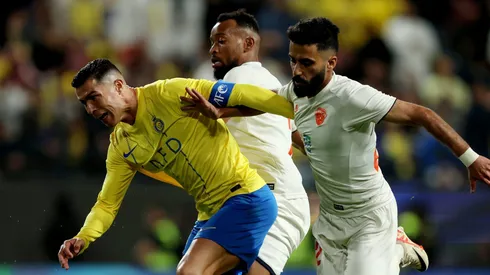 Onde assistir Al-Nassr x Al-Fayha: horário, escalações e mais. (Photo by Yasser Bakhsh/Getty Images)