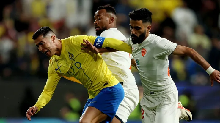 Onde assistir Al-Nassr x Al-Fayha: horário, escalações e mais. (Photo by Yasser Bakhsh/Getty Images)