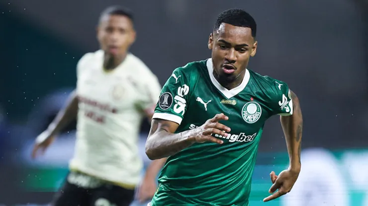 Allan em jogo do Palmeiras.