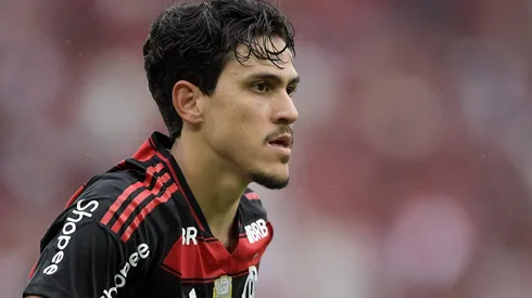 Fenerbahçe terá que pagar R$ 124 milhões ao Flamengo se quiser assinar com o atacante Pedro. Foto: Thiago Ribeiro/AGIF