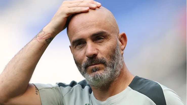 Chelsea estaria se preparando para demitir Enzo Maresca e contratar Iraola, do Bournemouth. (Photo by Buda Mendes/Getty Images)