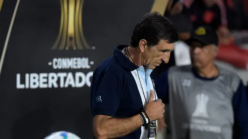 Gustavo Costas é o treinador do Racing ( Dhavid Normando/Getty Images)