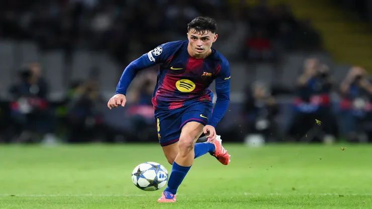 Pedri, do Barcelona em partida da 2ª rodada da fase de grupos da Champions League 2025/26 contra o PSG - David Ramos / Getty Images