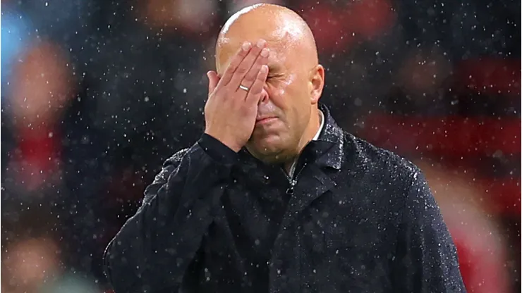 Arne Slot é técnico do Liverpool Foto: Molly Darlington/Getty Images
