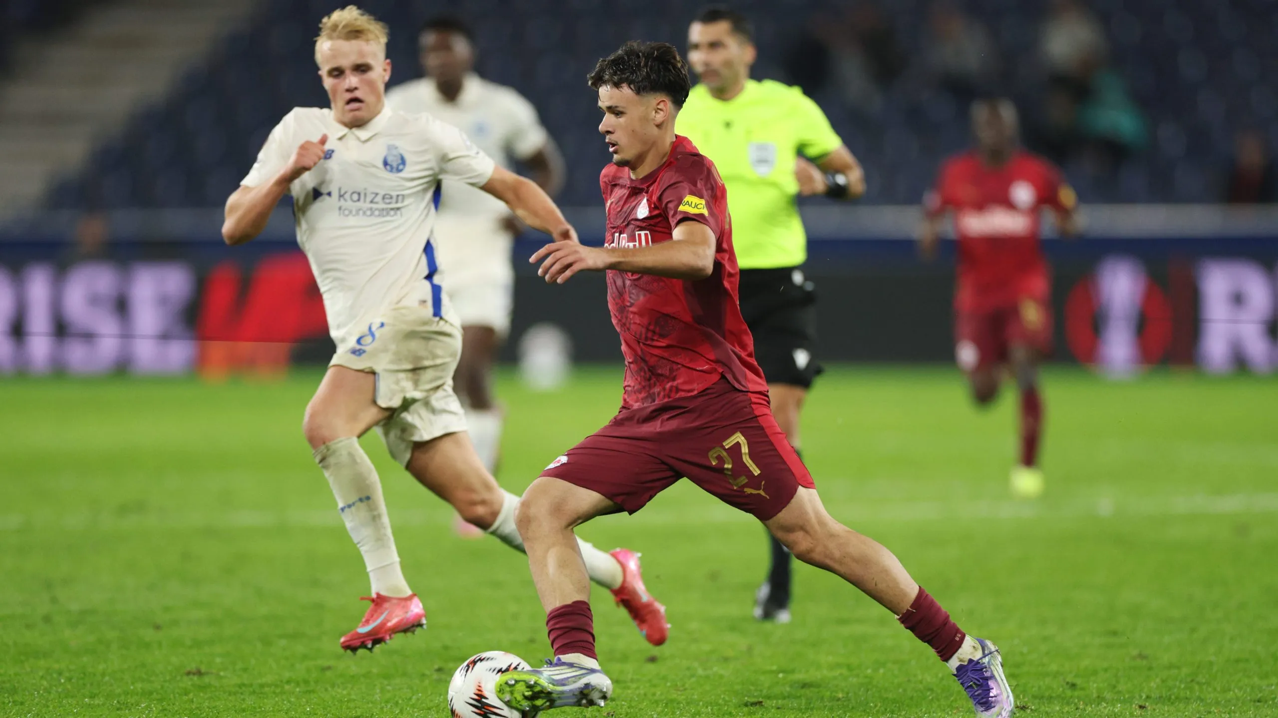 Kerim Alajbegovic está na mira de Chelsea e Manchester United. Foto: Adam Pretty/Getty Images