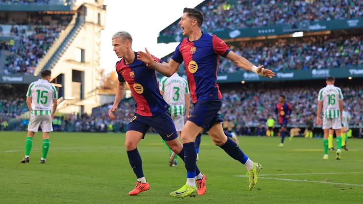 Lewandowski e Dani Olmo voltaram a treinar com o elenco do Barcelona, confirmou Hansi Flick