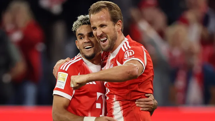 Jogadores do Bayern de Munique comemoram gol do time (Foto: Alex Grimm/Getty Images)