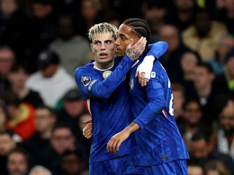 João Pedro desencanta e marca golaço em Tottenham x Chelsea