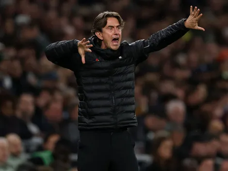 Técnico do Tottenham cobra jogadores após derrota para o Chelsea, mas é ignorado