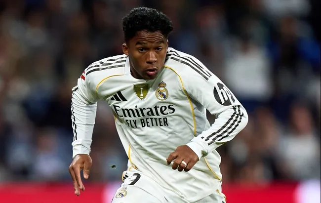 Endrick em ação pelo Real Madrid. (Photo by Angel Martinez/Getty Images)