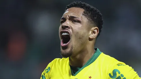Vitor Roque pelo Palmeiras. Foto: Alexandre Schneider/Getty Images
