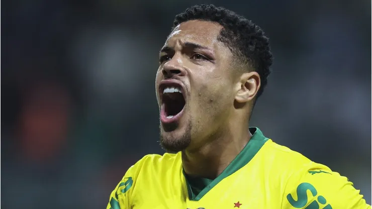 Vitor Roque pelo Palmeiras. Foto: Alexandre Schneider/Getty Images