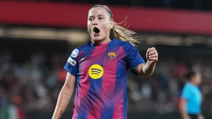 Claudia Pina foi uma das artilheira do Barcelona na temporada 2024/25 - Foto: Alex Caparros/Getty Images