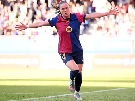 Ewa Pajor vence prêmio de melhor jogadora da temporada