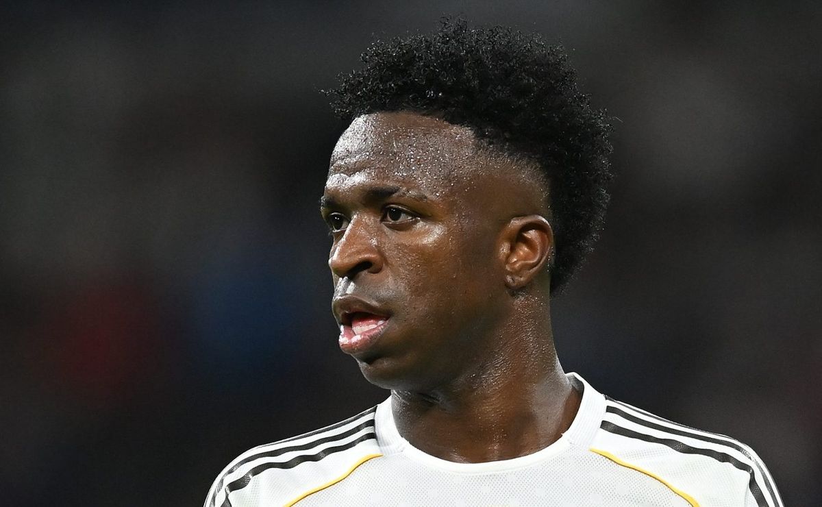 Vinicius Jr tem nova oferta de R$ 1,2 bilhão para adeus ao Real Madrid