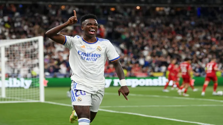 Vini Jr, do Real Madrid, comemora o gol da vitória sobre o Liverpool na final da Champions 2021-22 - Shaun Botterill/Getty Images