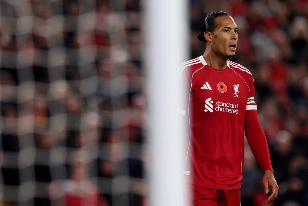 Van Dijk em jogo do Liverpool. Foto: Carl Recine/Getty Images