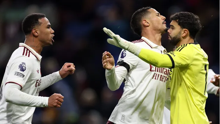 Slavia Praga x Arsenal se enfrentam nesta terça-feira (04), pela 4ª rodada da Champions League, vivendo momentos muito diferentes na competição. (Foto: Alex Livesey/Getty Images)